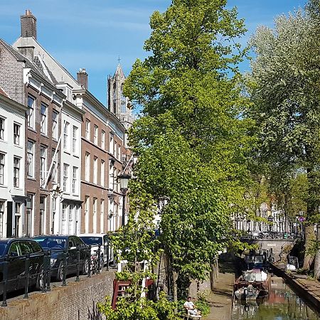 Large Historical Apartment & Canal Terrace Utrecht Eksteriør billede